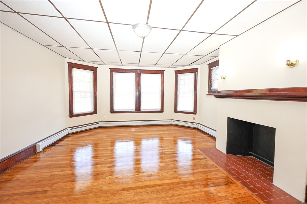 4 bed, 1 bath apartment for rent at 18 Pacific St Unit 4, Rockland — photo 11 of 31