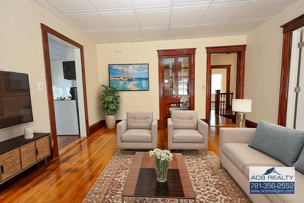 4 bed, 1 bath apartment for rent at 18 Pacific St Unit 4, Rockland