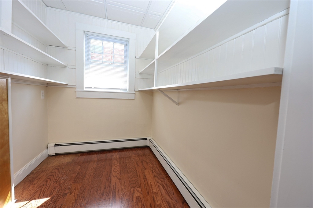 4 bed, 1 bath apartment for rent at 18 Pacific St Unit 4, Rockland — photo 23 of 31
