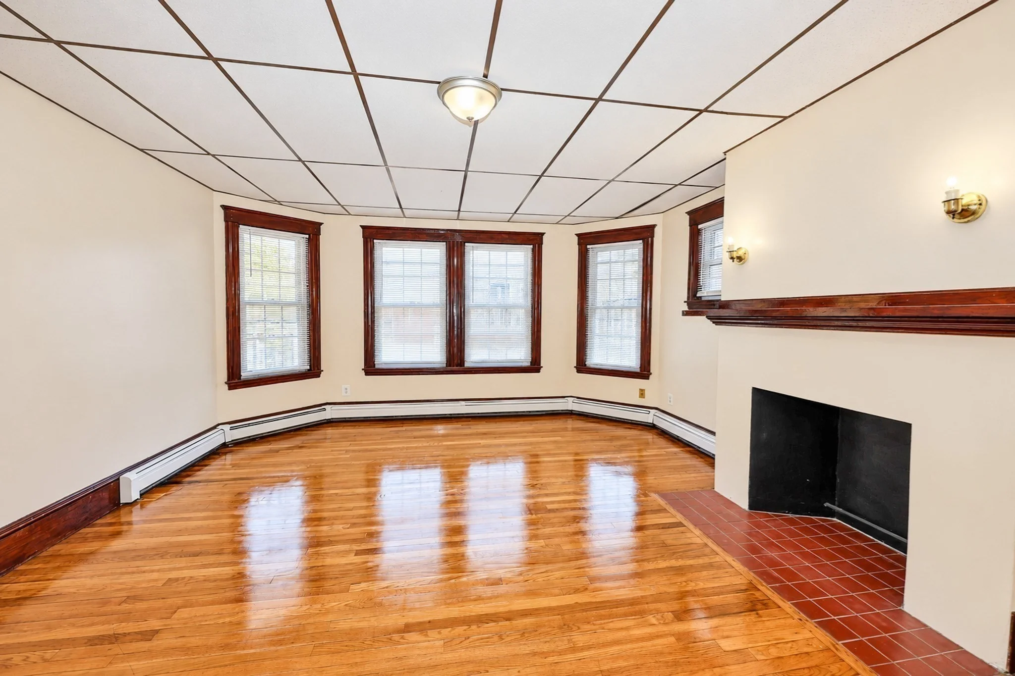 4 bed, 1 bath apartment for rent at 18 Pacific St Unit 4, Rockland — photo 14 of 25