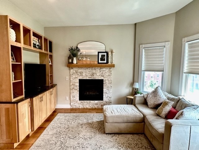2 bed, 1 bath apartment for rent at 18 Park St Unit 3, Charlestown