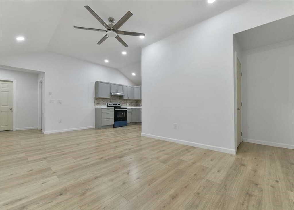 3 bed, 2 bath apartment for rent at 18 Payne Ave Unit 0, Weymouth — photo 11 of 18