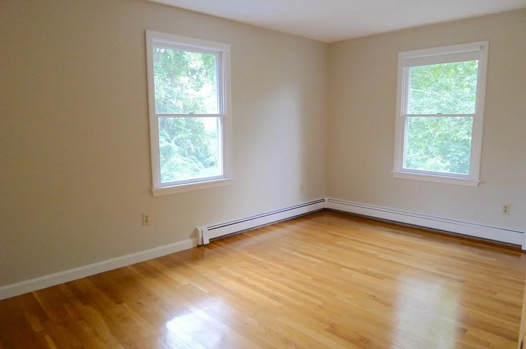 3 bed, 1 bath apartment for rent at 18 Pennsylvania Ave Unit 18, Newton — photo 6 of 12