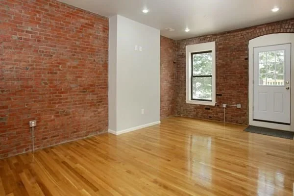 4 bed, 2 bath apartment for rent at 18 Perrin St Unit 2, Roxbury — photo 5 of 9