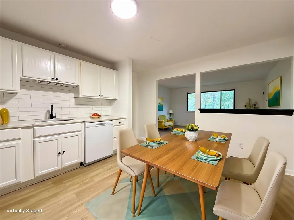 2 bed, 1 bath apartment for rent at 18 Pierce St Unit 3B, Foxboro