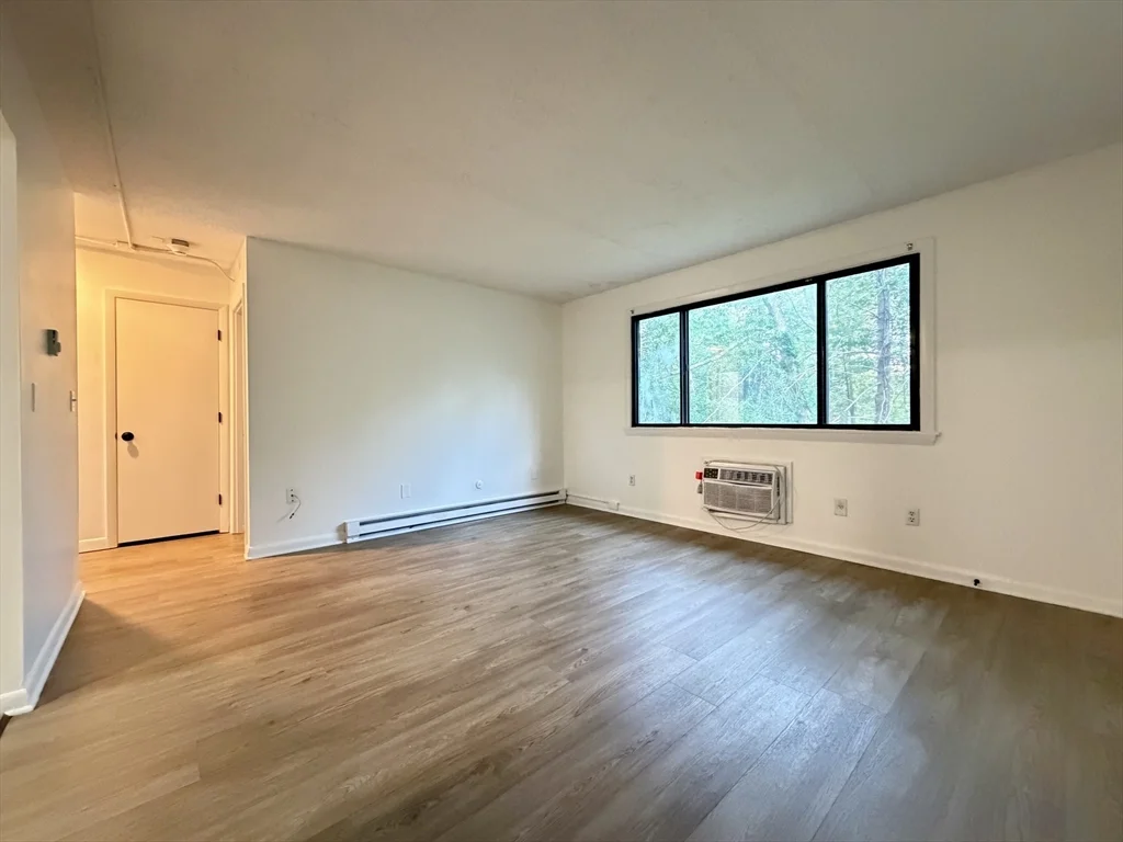 2 bed, 1 bath apartment for rent at 18 Pierce St Unit 3B, Foxboro — photo 7 of 21