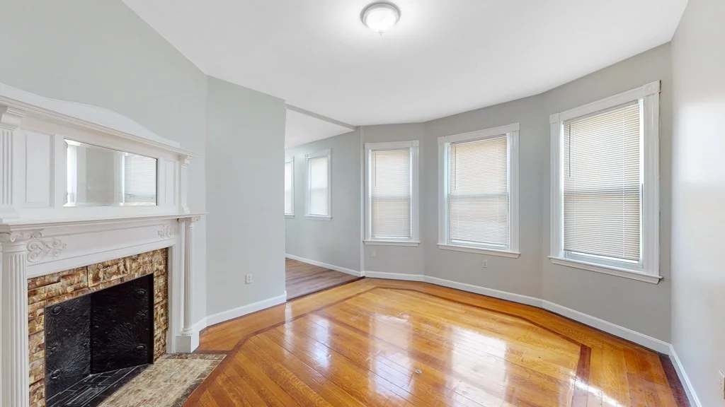 4 bed, 1 bath apartment for rent at 18 Pleasant St Unit 1, Dorchester — photo 8 of 36