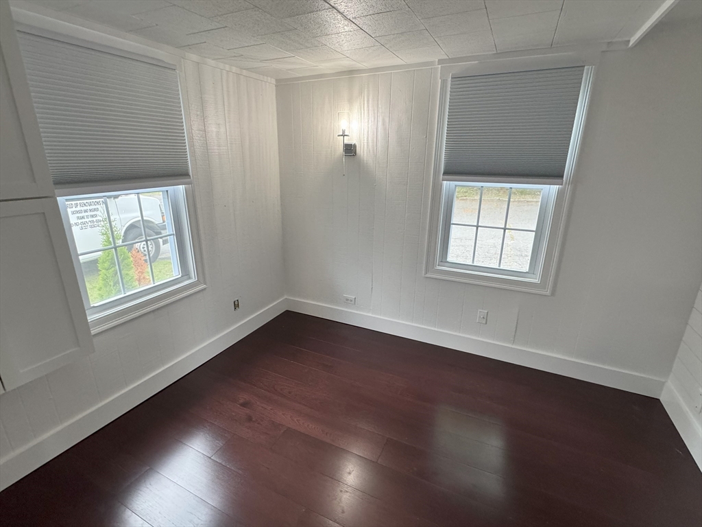 1 bed, 1 bath apartment for rent at 18 Pleasant St Unit 18, Orange — photo 12 of 14