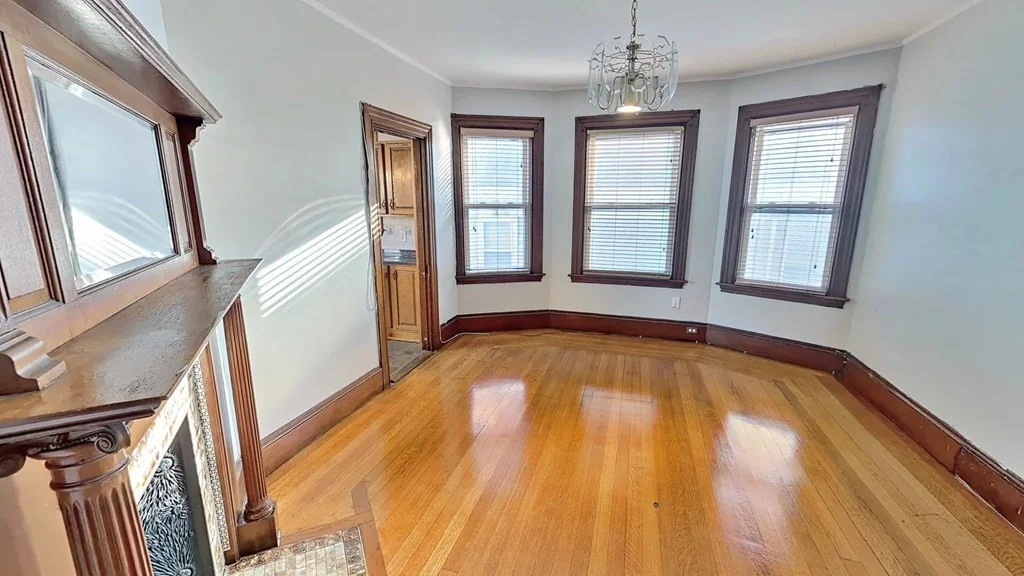 4 bed, 1 bath apartment for rent at 18 Pleasant St Unit 2, Dorchester — photo 3 of 13