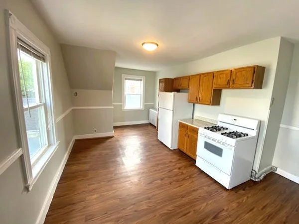 2 bed, 1 bath apartment for rent at 18 Pleasant St Unit 3, Dorchester