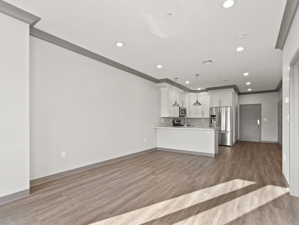 1 bed, 1 bath apartment for rent at 18 Preble St Unit 3, South Boston — photo 8 of 12