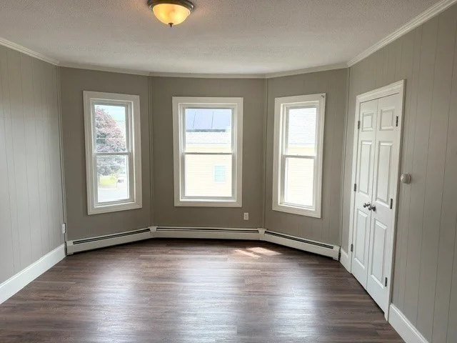 3 bed, 1 bath apartment for rent at 18 Proctor St Unit 2, Haverhill — photo 7 of 14