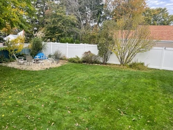 3 bed, 2 bath apartment for rent at 18 Prospect Hill Dr, Weymouth — photo 28 of 34