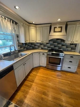 3 bed, 2 bath apartment for rent at 18 Prospect Hill Dr, Weymouth — photo 2 of 34