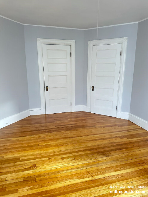 2 bed, 1 bath apartment for rent at 18 Quint Ave Unit 2, Allston — photo 10 of 14