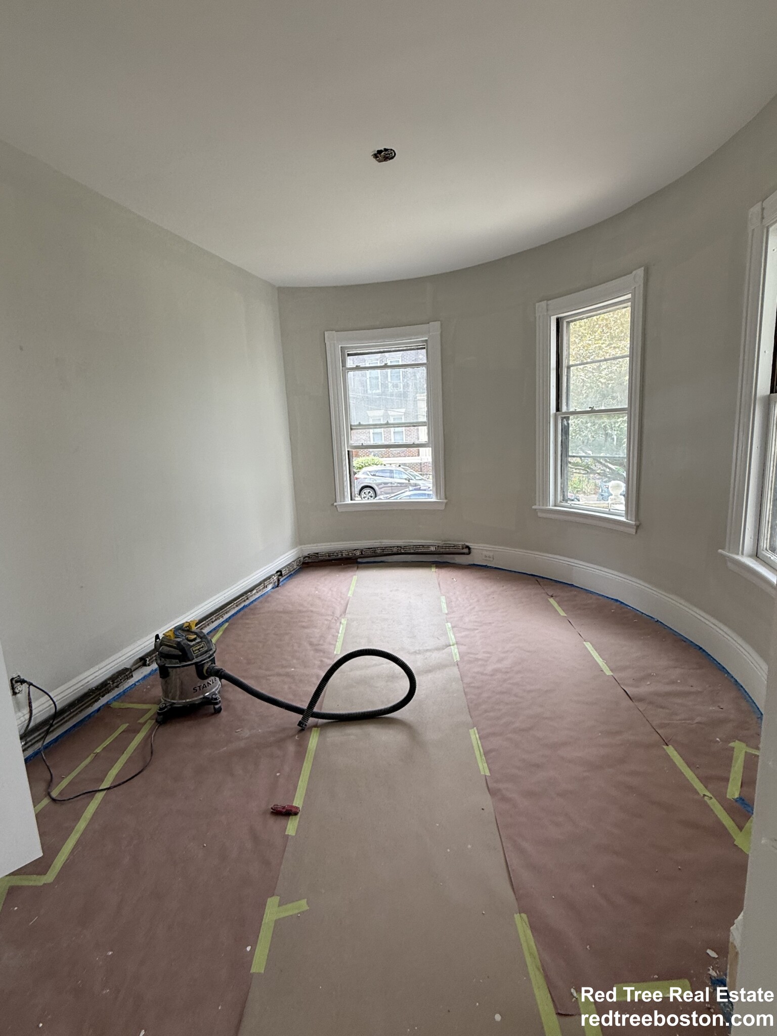 1 bed, 1 bath apartment for rent at 18 Quint Ave Unit 3, Allston — photo 4 of 11
