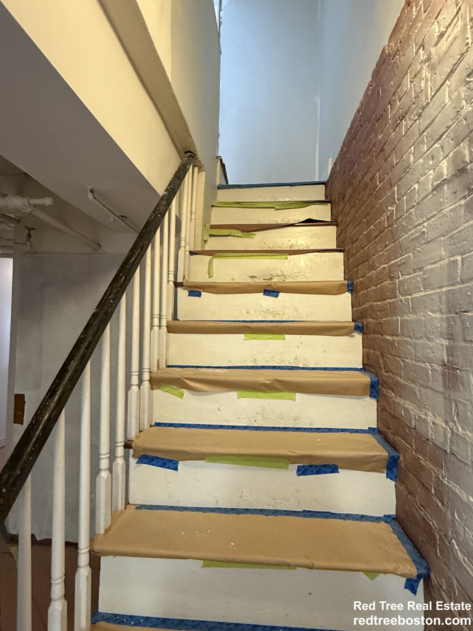 1 bed, 1 bath apartment for rent at 18 Quint Ave Unit 3, Allston — photo 6 of 11