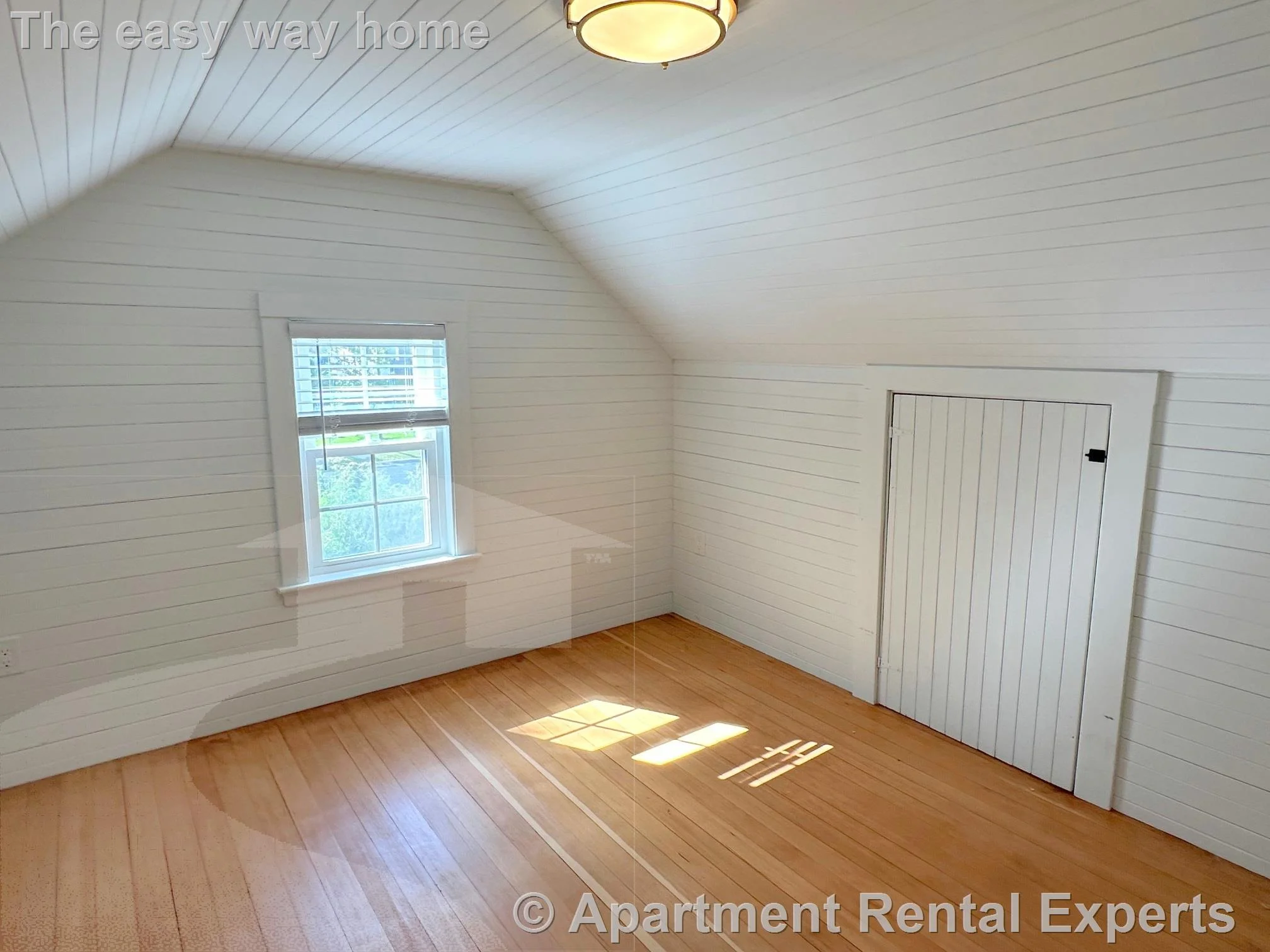 4 bed, 2 bath apartment for rent at 18 Radcliffe Rd, Arlington Center — photo 32 of 37