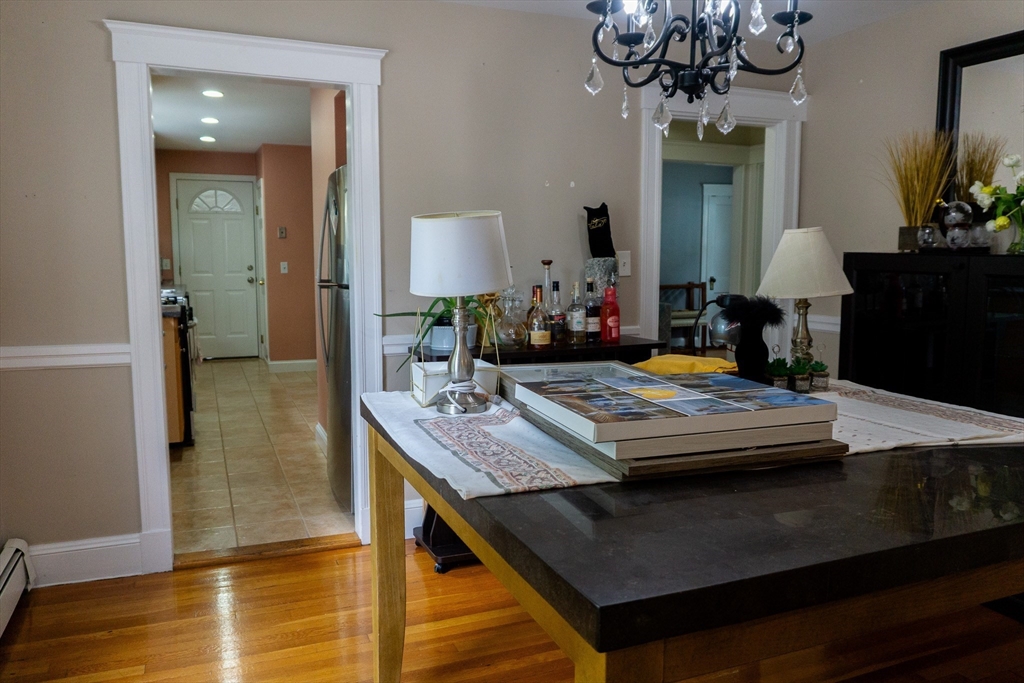 3 bed, 2 bath apartment for rent at 18 Ranelegh Rd Unit 1, Brighton — photo 7 of 14
