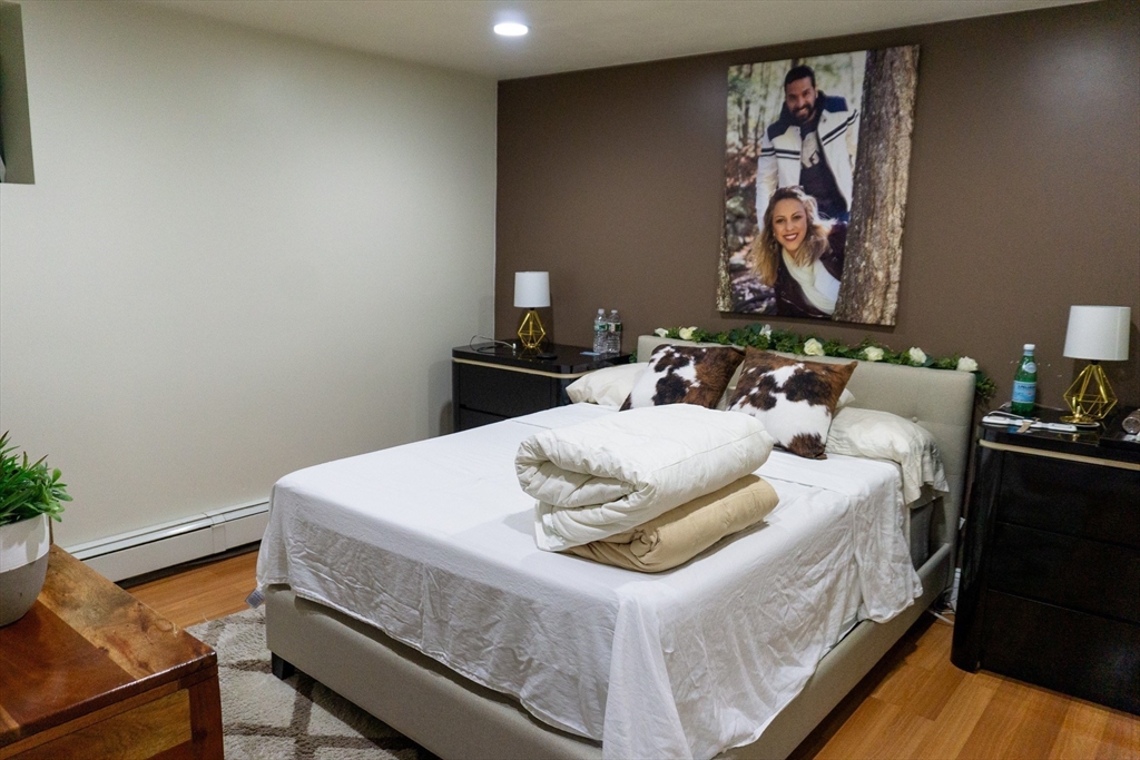 3 bed, 2 bath apartment for rent at 18 Ranelegh Rd Unit 1, Brighton — photo 13 of 14