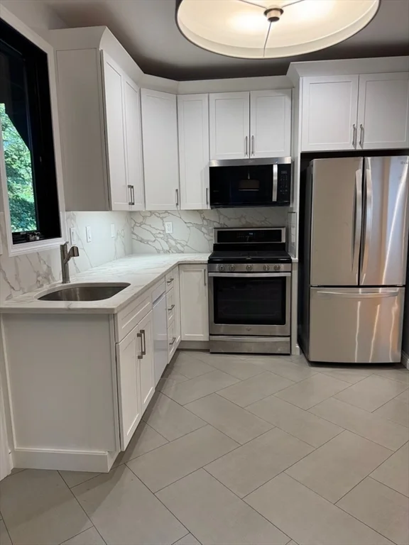 2 bed, 1 bath apartment for rent at 18 Reed St Unit 1, Turkey Hill — photo 18 of 34