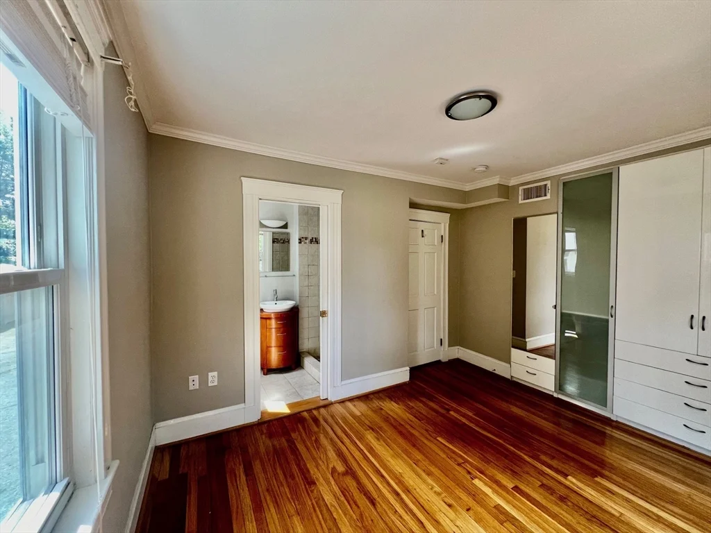 3 bed, 3 bath apartment for rent at 18 Rice St Unit 1, North Cambridge — photo 6 of 18