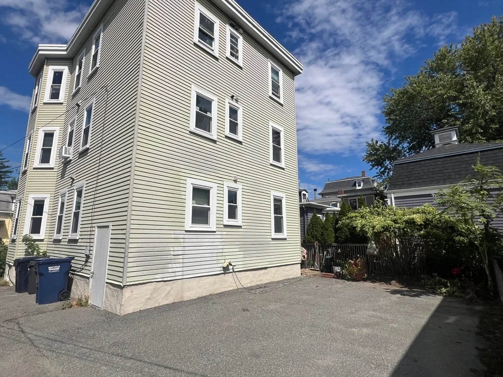 3 bed, 3 bath apartment for rent at 18 Rice St Unit 1, North Cambridge — photo 18 of 18