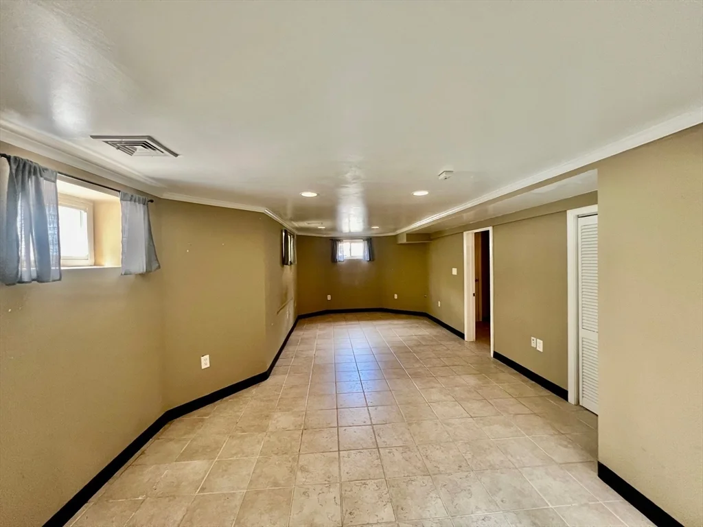 3 bed, 3 bath apartment for rent at 18 Rice St Unit 1, North Cambridge — photo 13 of 18