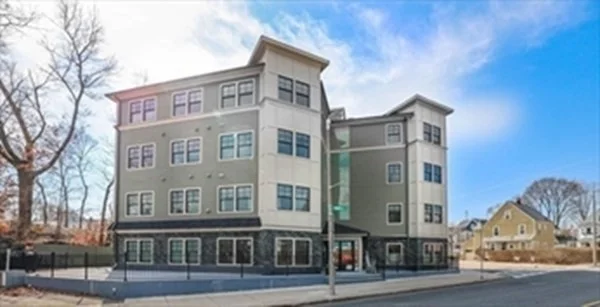 2 bed, 2 bath apartment for rent at 18 Robert St Unit 3, Roslindale — photo 23 of 30