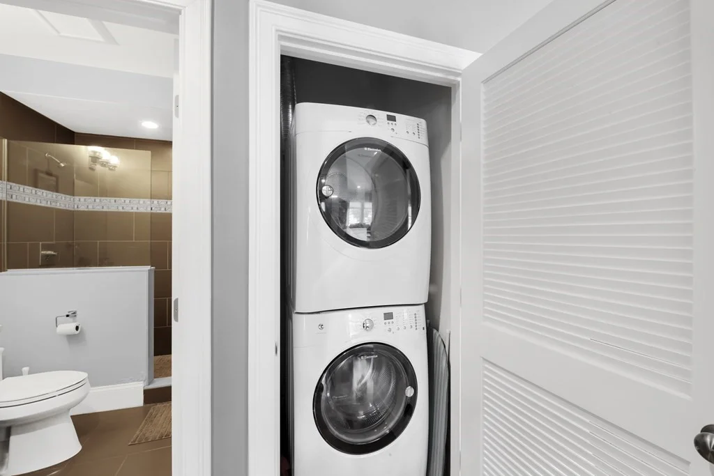 2 bed, 2 bath apartment for rent at 18 Robert Unit 4, Roslindale — photo 10 of 13