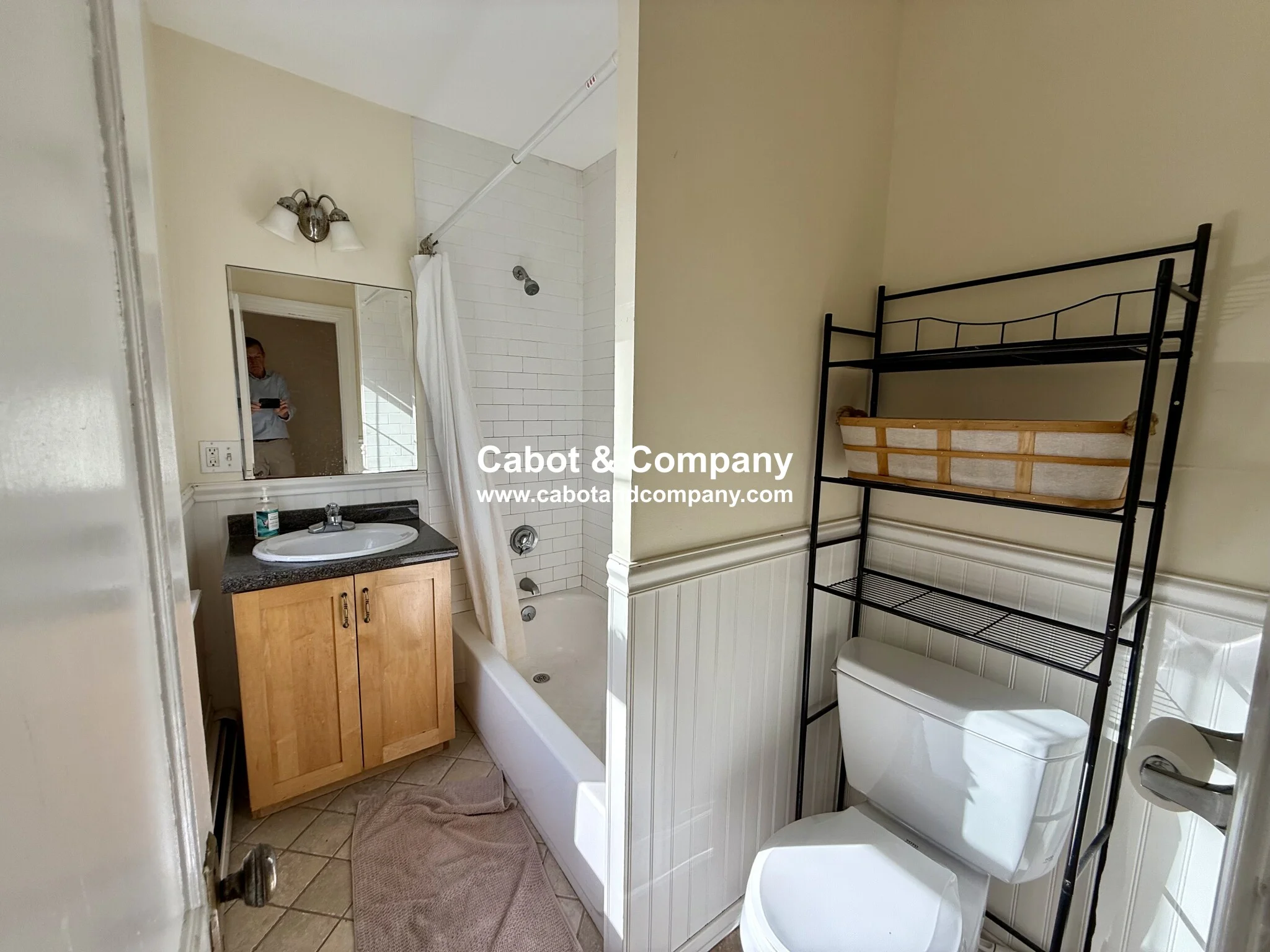 2 bed, 1 bath apartment for rent at 18 Roberts St Unit 3A, Brookline — photo 8 of 10