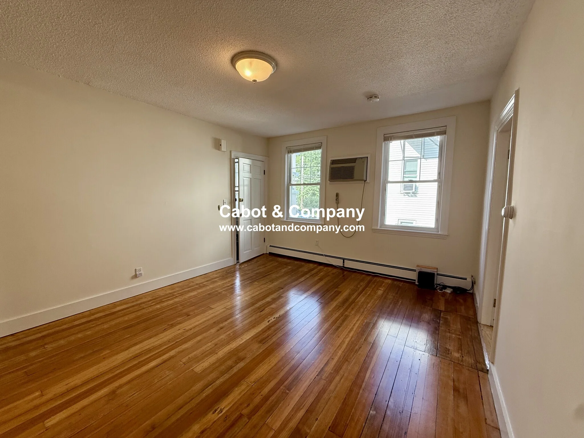 2 bed, 1 bath apartment for rent at 18 Roberts St Unit 3A, Brookline — photo 2 of 10