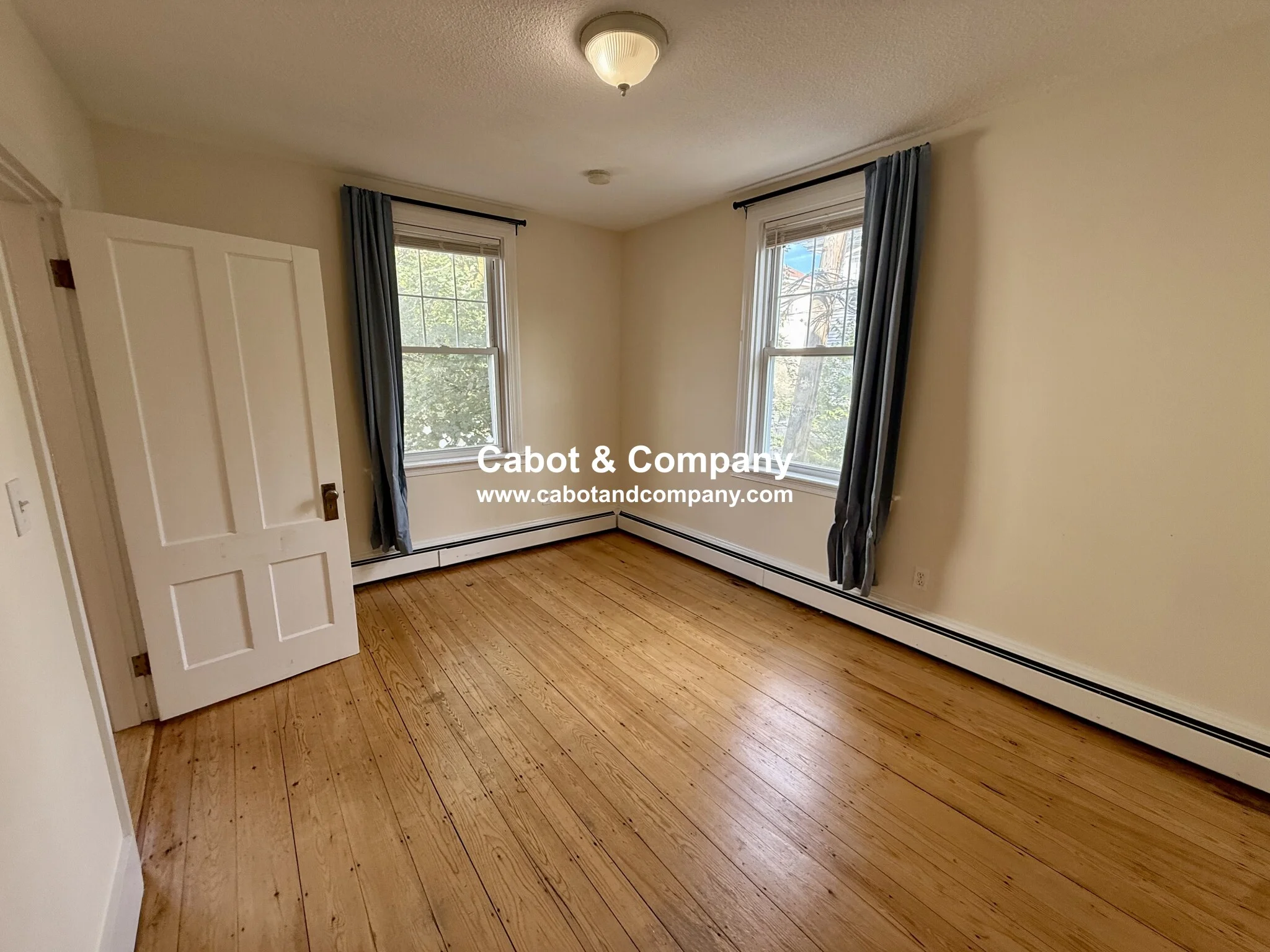 2 bed, 1 bath apartment for rent at 18 Roberts St Unit 3A, Brookline — photo 4 of 10
