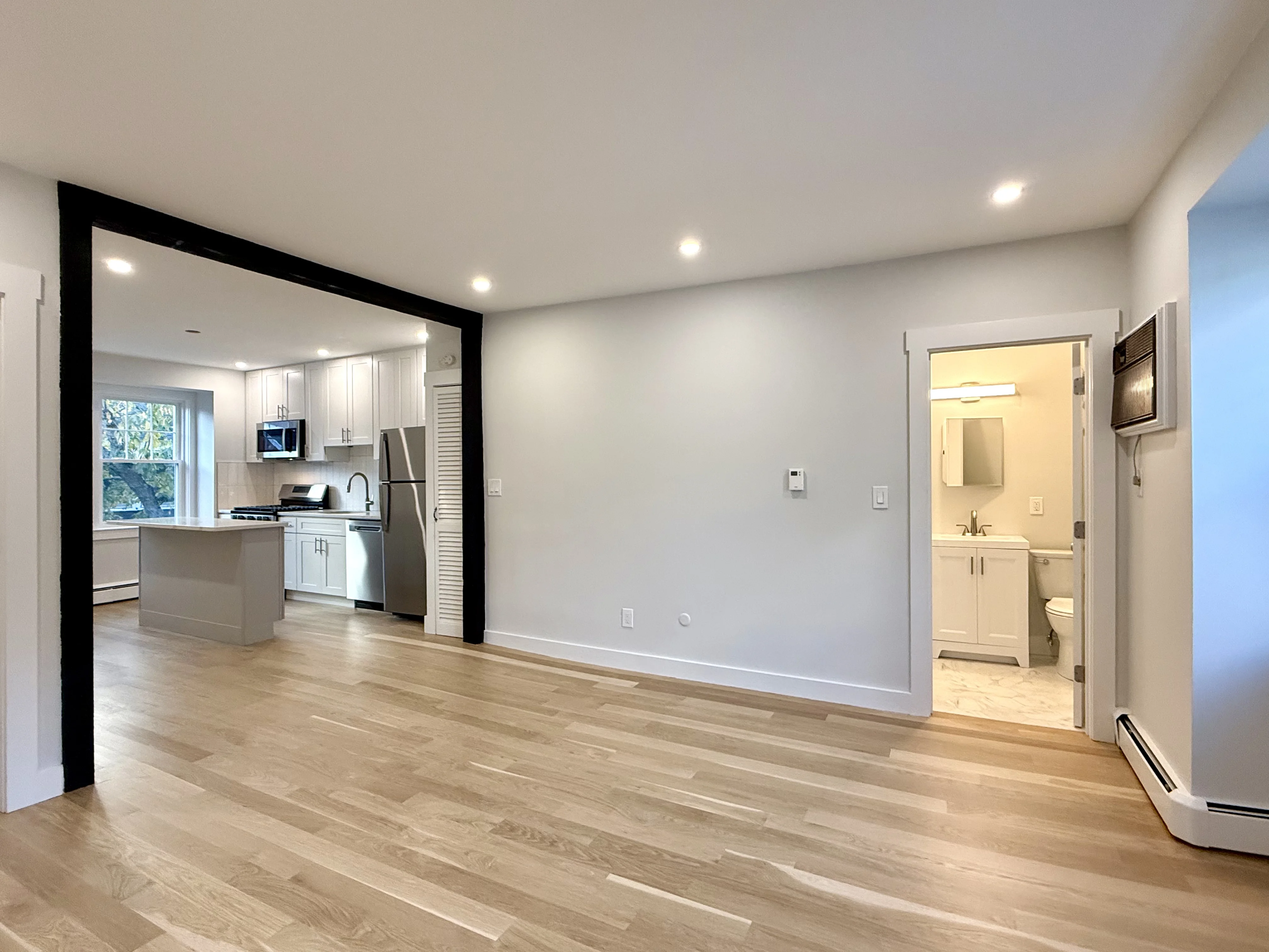 1 bed, 1 bath apartment for rent at 18 Roberts St Unit 6A, Brookline — photo 4 of 11