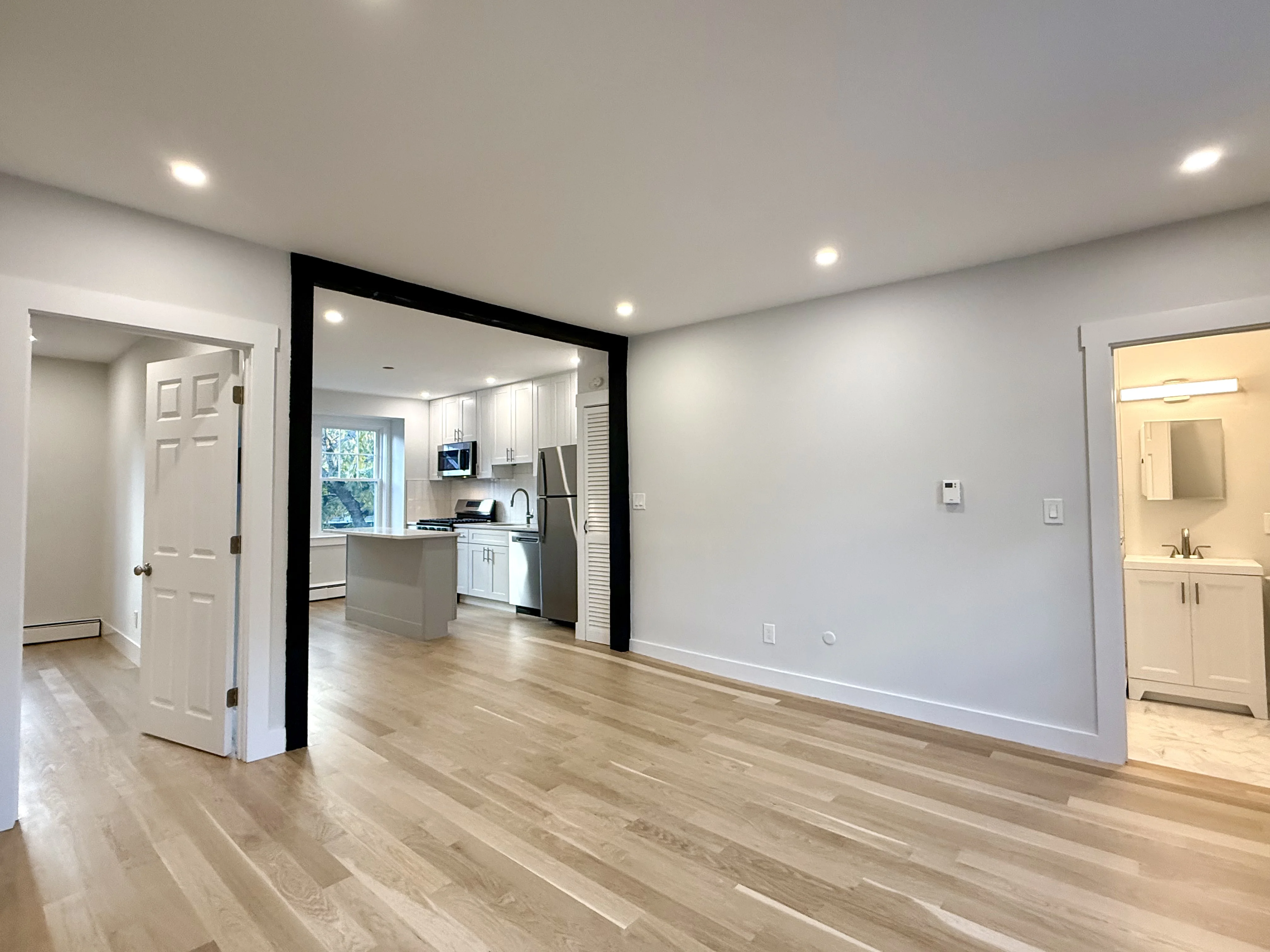 1 bed, 1 bath apartment for rent at 18 Roberts St Unit 6A, Brookline — photo 3 of 11