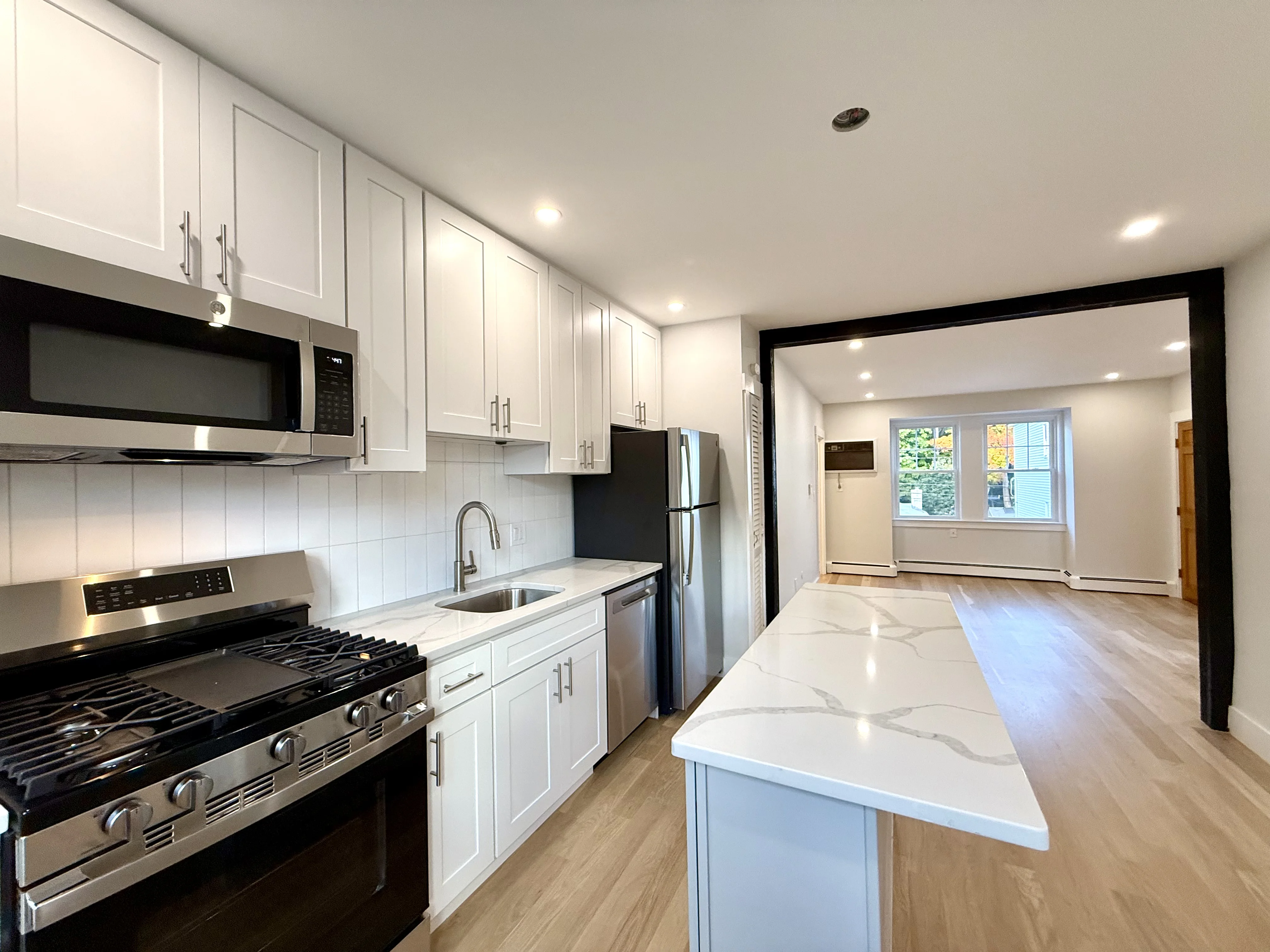 1 bed, 1 bath apartment for rent at 18 Roberts St Unit 6A, Brookline