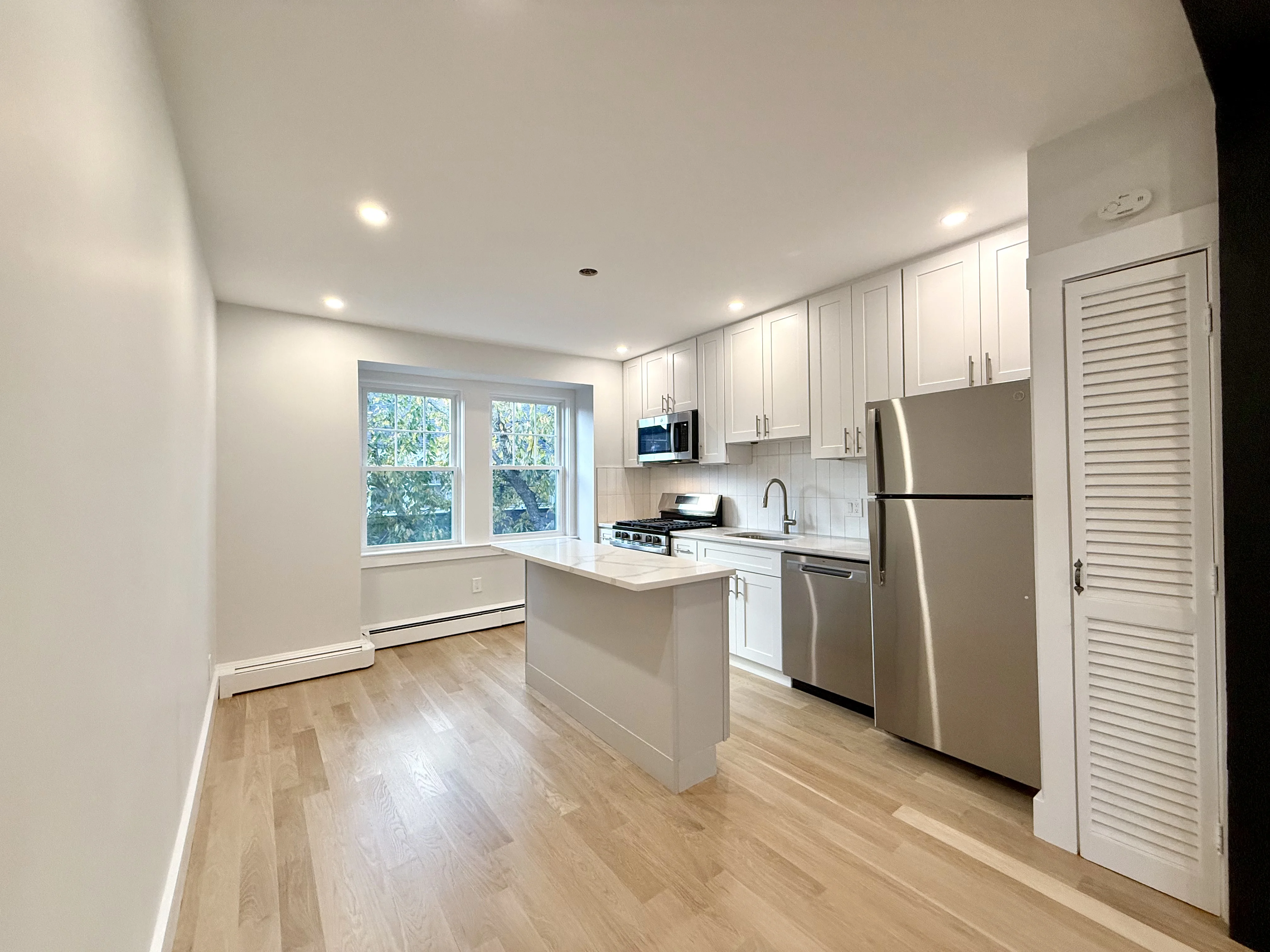 1 bed, 1 bath apartment for rent at 18 Roberts St Unit 6A, Brookline — photo 8 of 11
