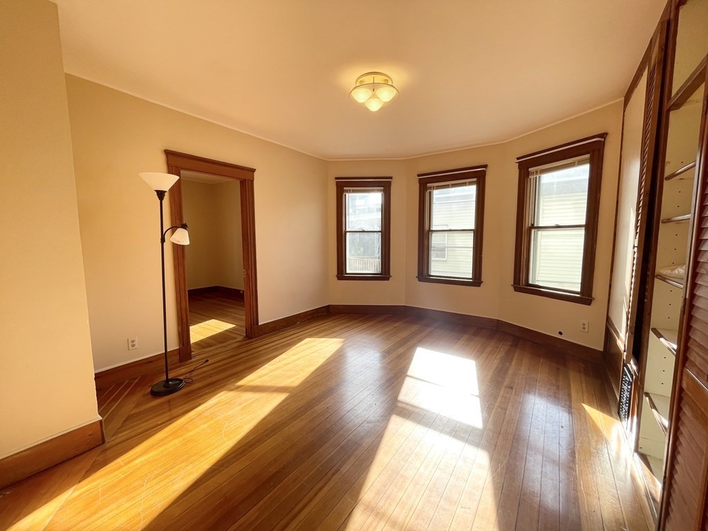 4 bed, 2 bath apartment for rent at 18 Romsey St Unit 2, Dorchester — photo 4 of 10