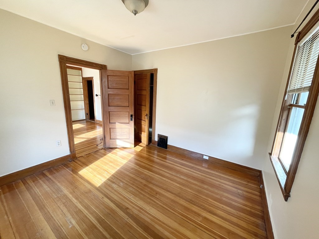 4 bed, 2 bath apartment for rent at 18 Romsey St Unit 2, Dorchester — photo 6 of 10