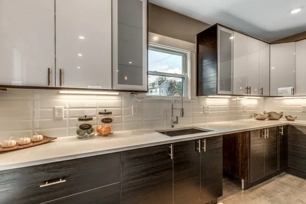 3 bed, 2 bath apartment for rent at 18 Rush St Unit 1, East Somerville — photo 3 of 18