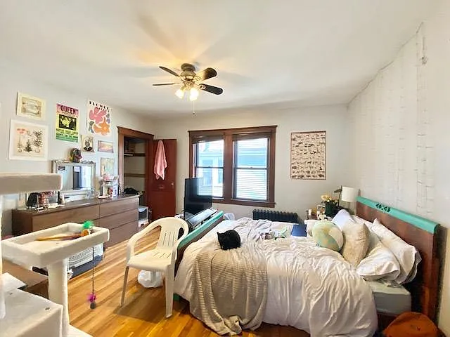 4 bed, 1 bath apartment for rent at 18 Sachem St, Mission Hill — photo 6 of 16