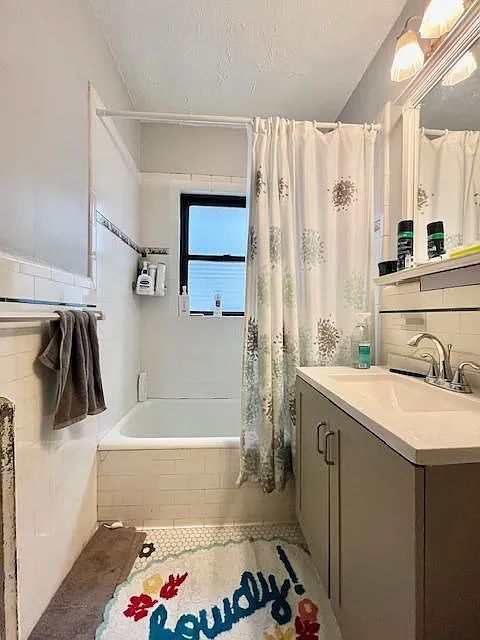 4 bed, 1 bath apartment for rent at 18 Sachem St, Mission Hill — photo 12 of 16