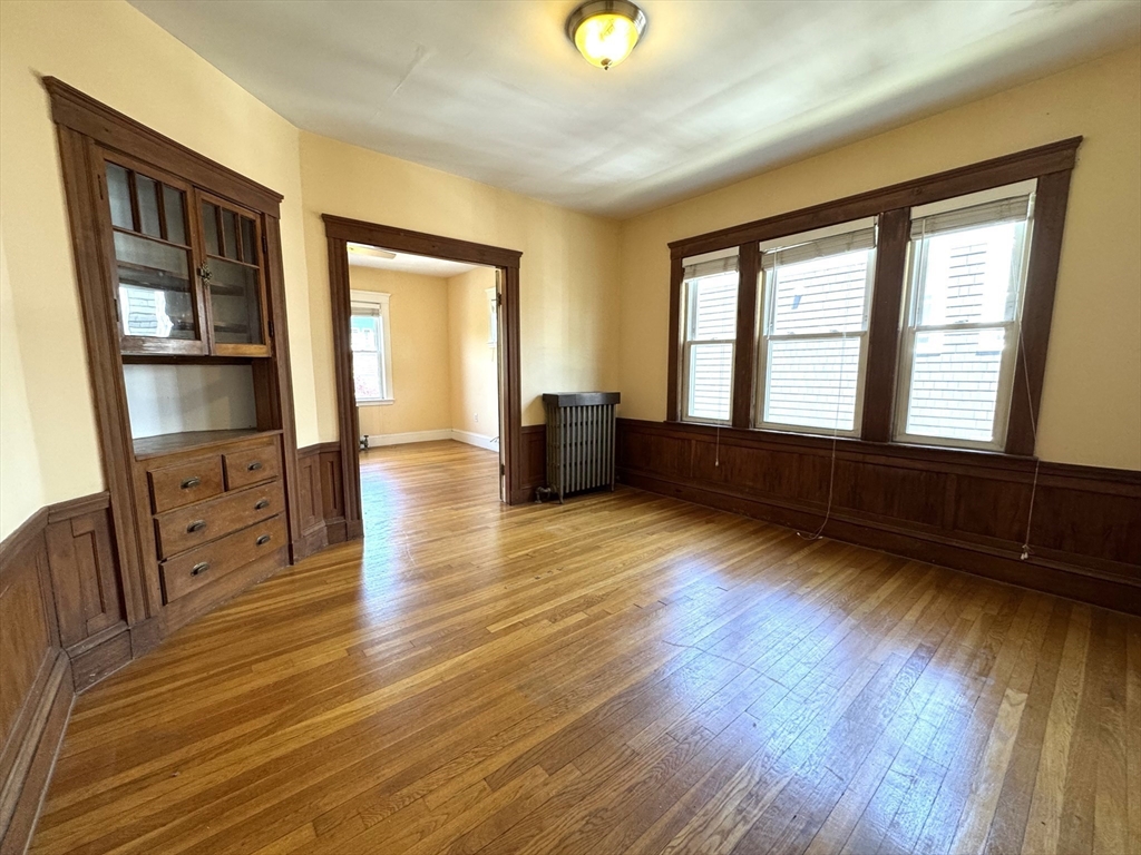 2 bed, 1 bath apartment for rent at 18 Saint Peter St Unit 3, Jamaica Plain — photo 4 of 18
