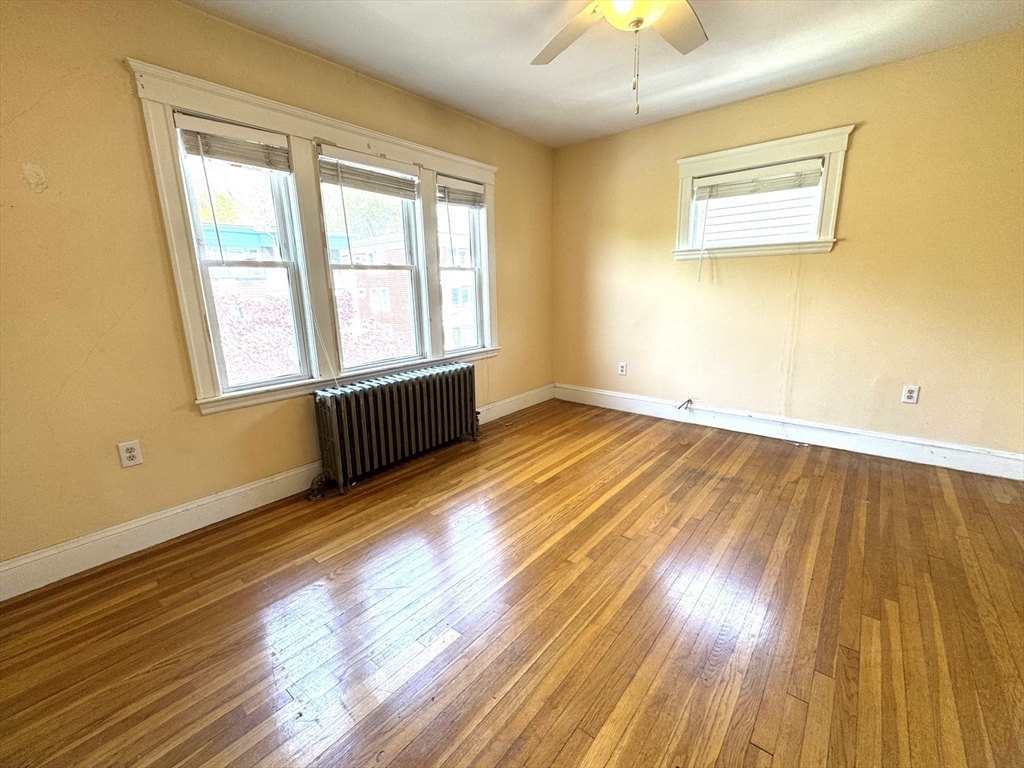 2 bed, 1 bath apartment for rent at 18 Saint Peter St Unit 3, Jamaica Plain — photo 8 of 18