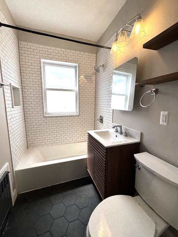 2 bed, 1 bath apartment for rent at 18 Saint Peter St Unit 3, Jamaica Plain — photo 13 of 18
