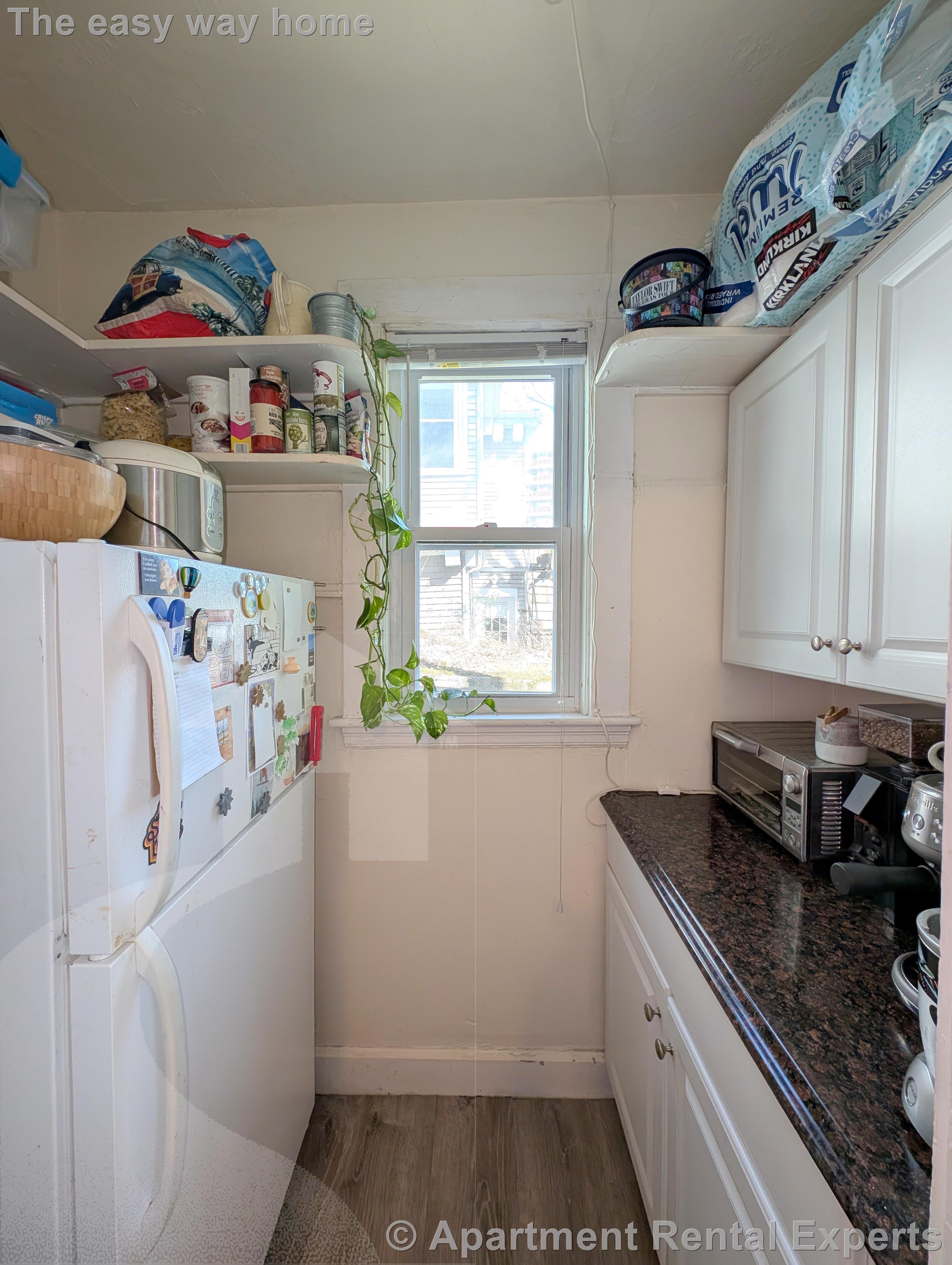 2 bed, 1 bath apartment for rent at 18 Sanborn Ave Unit 2, Union Square — photo 4 of 16