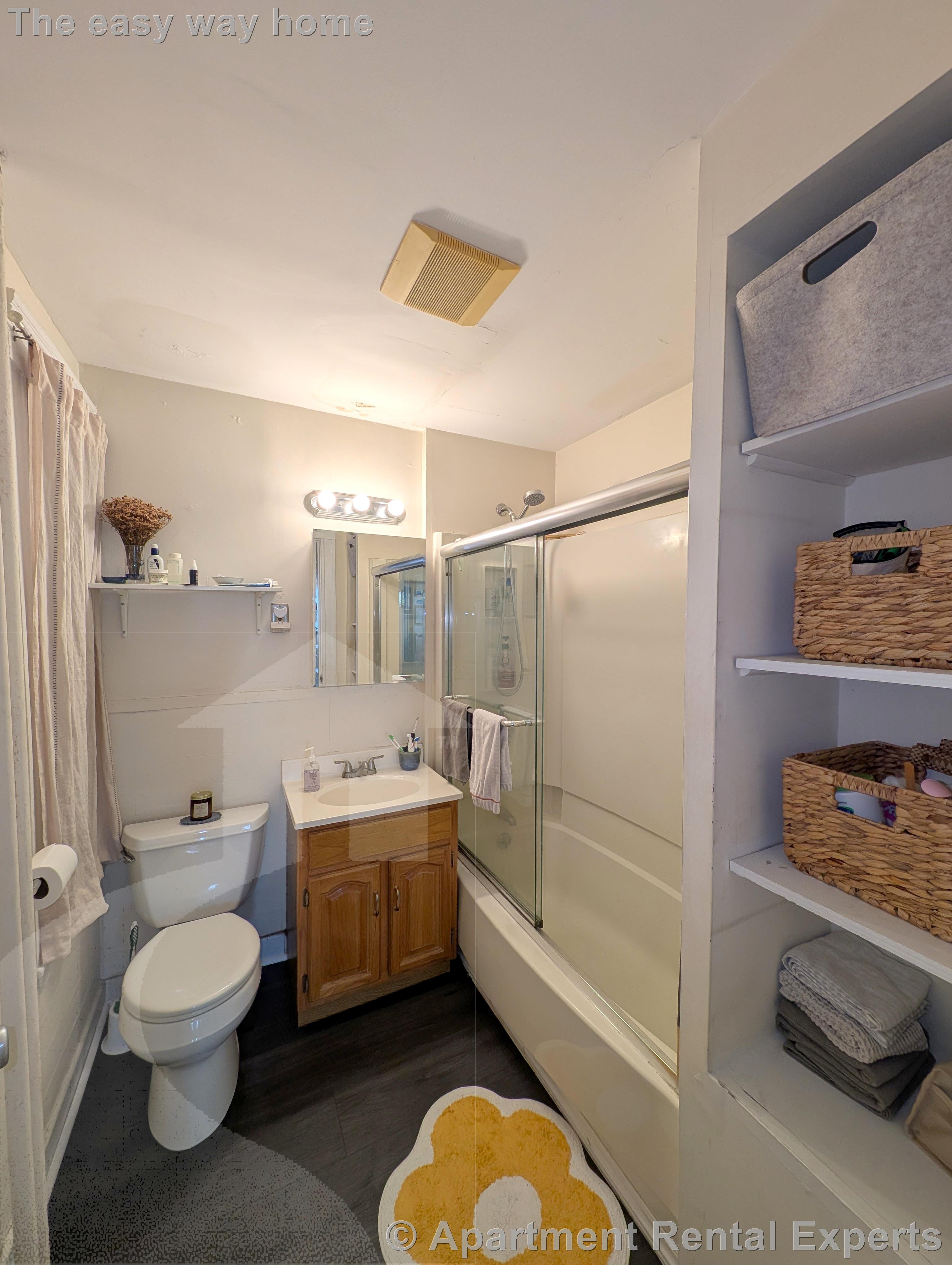 2 bed, 1 bath apartment for rent at 18 Sanborn Ave Unit 2, Union Square — photo 7 of 16