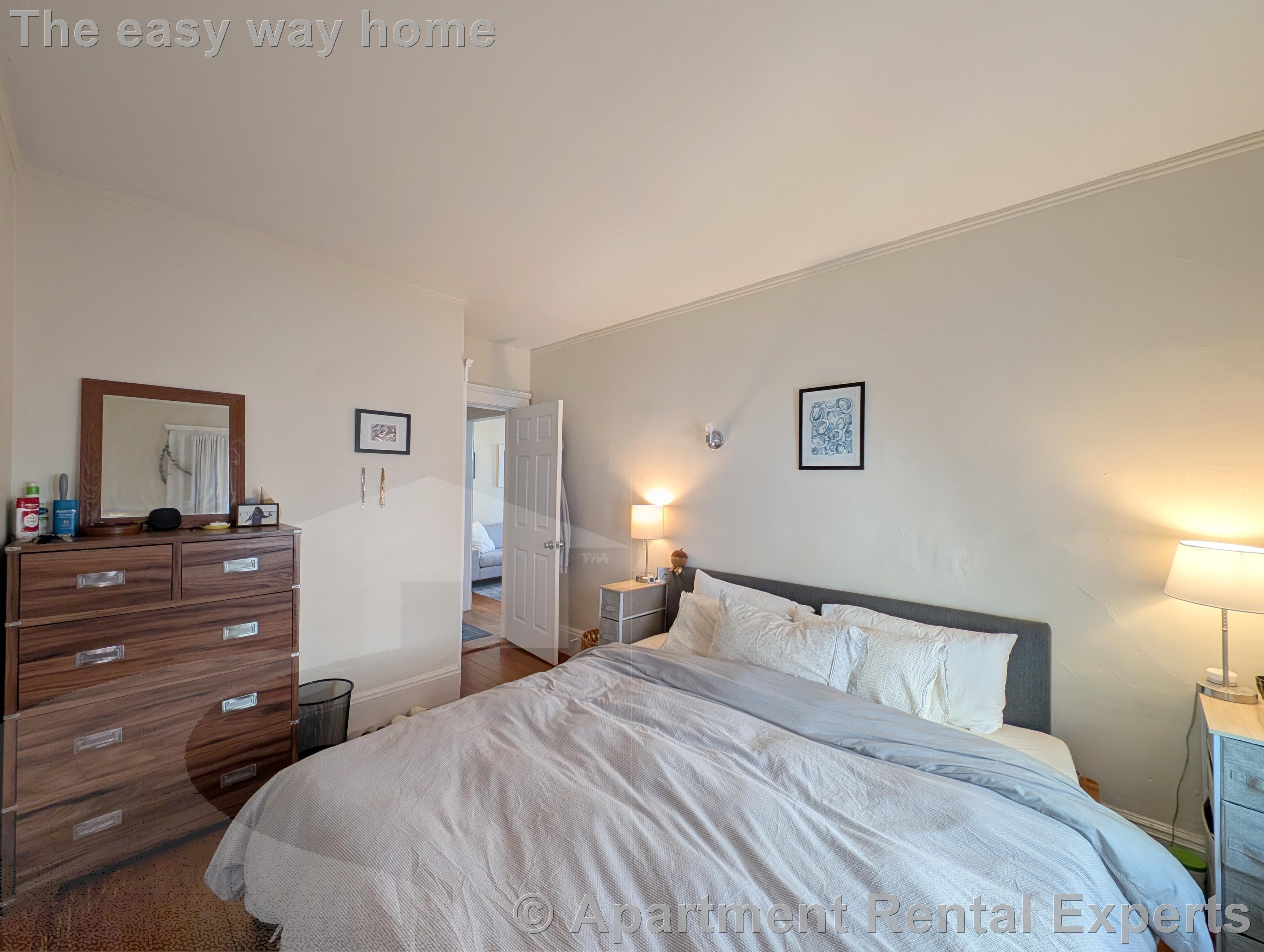 2 bed, 1 bath apartment for rent at 18 Sanborn Ave Unit 2, Union Square — photo 10 of 16