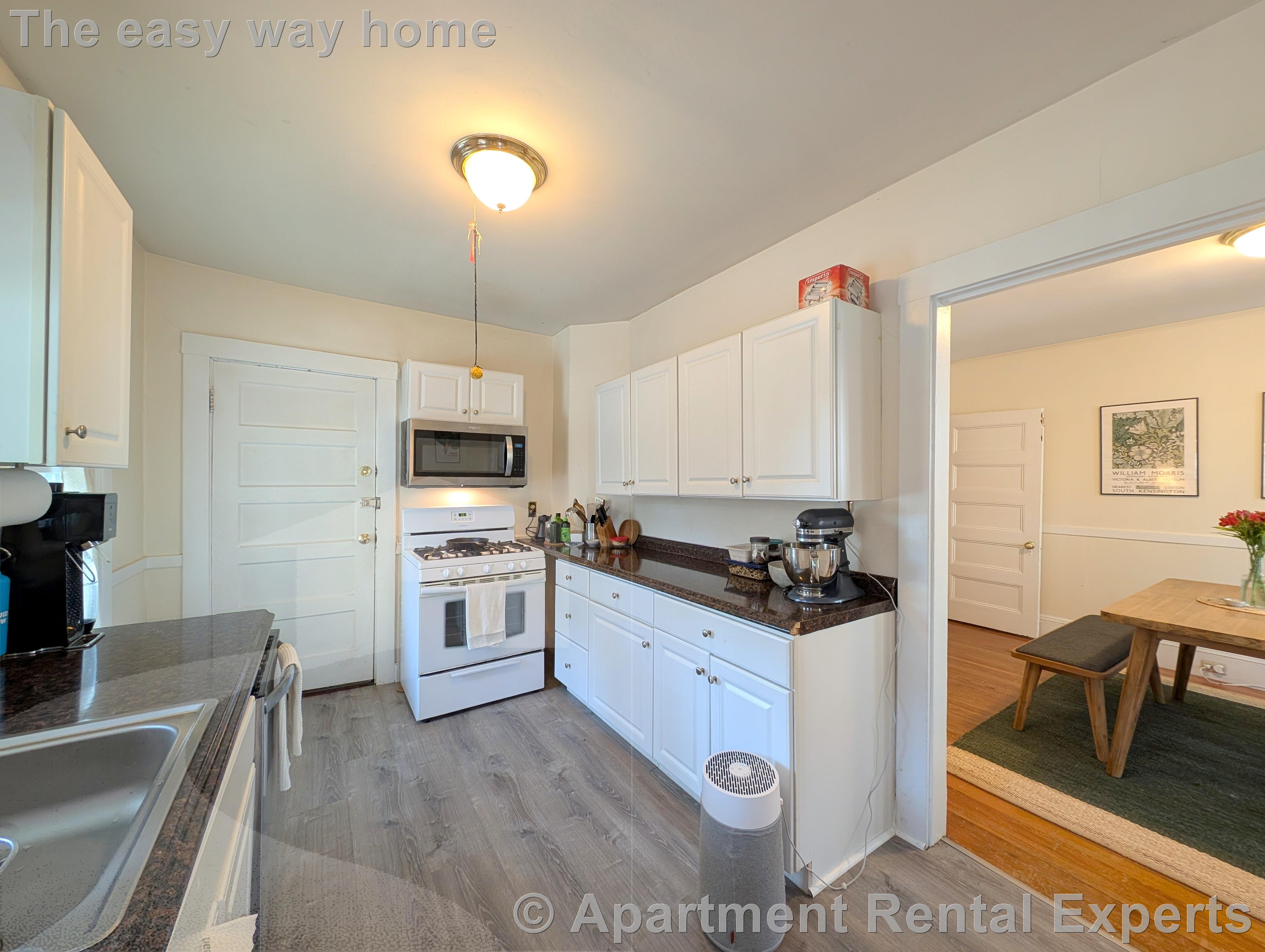 2 bed, 1 bath apartment for rent at 18 Sanborn Ave Unit 2, Union Square — photo 2 of 16