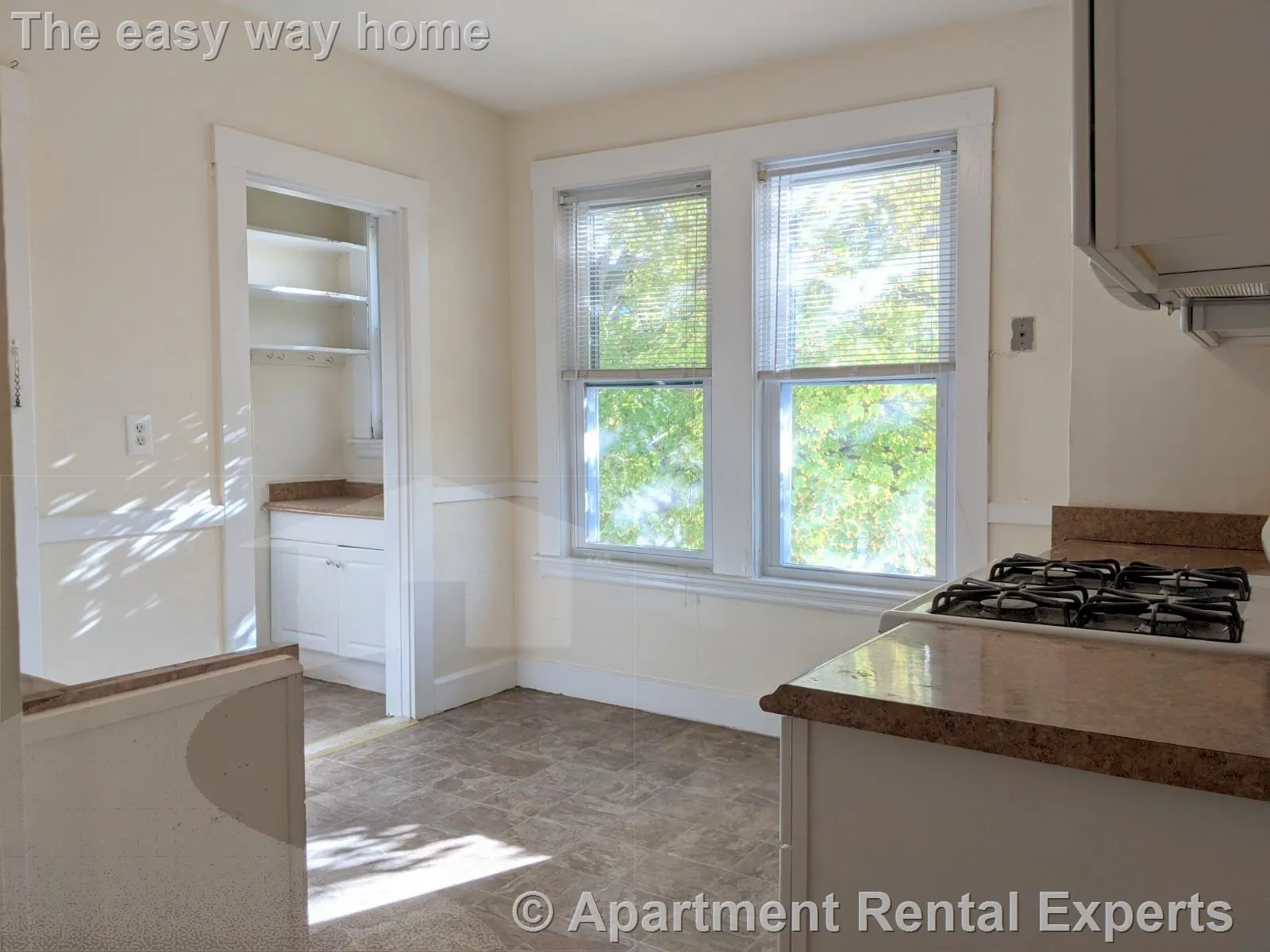 2 bed, 1 bath apartment for rent at 18 Sanborn Ave Unit 3, Union Square — photo 4 of 18